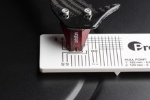 Pro-Ject SET IT - Jednoduchá měrka pro zarovnání přenosky a nastavení přítlaku (2)