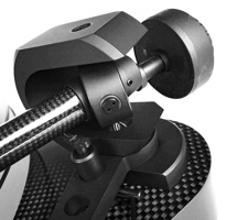Pro-Ject RPM 5 Carbon Piano + 2MSilver (1)