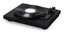 Pro-Ject A1.2 - Nová generace plně automatického gramofonu, OM10 (6)
