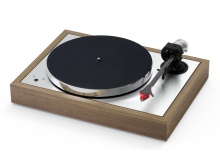 Pro-Ject The Classic Evo Walnut + Quinted Red